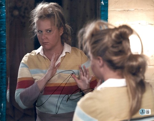 Amy Schumer Signed 11x14 Photo I Feel Pretty Authentic Autograph Beckett