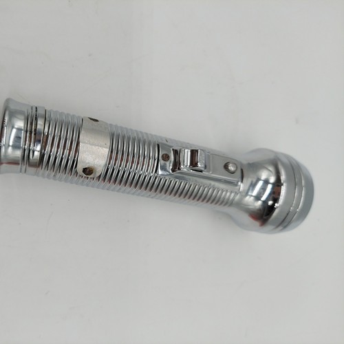 Linterna vintage Rayovac Sportsman grado premium EE. UU. cromada acanalada probada - Imagen 6 de 7