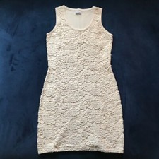 CALVIN KLEIN CREAM CROCHET LACE SHEATH DRESS
