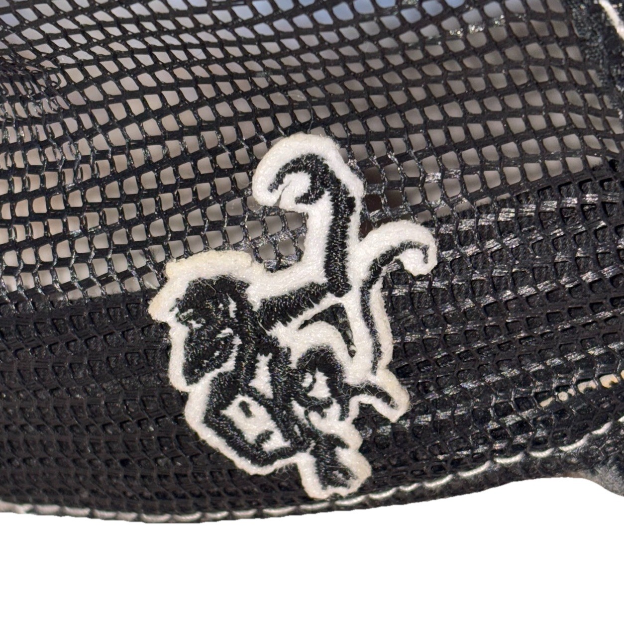 Authentic Red Monkey Los Angeles Embroidered Snap… - image 4