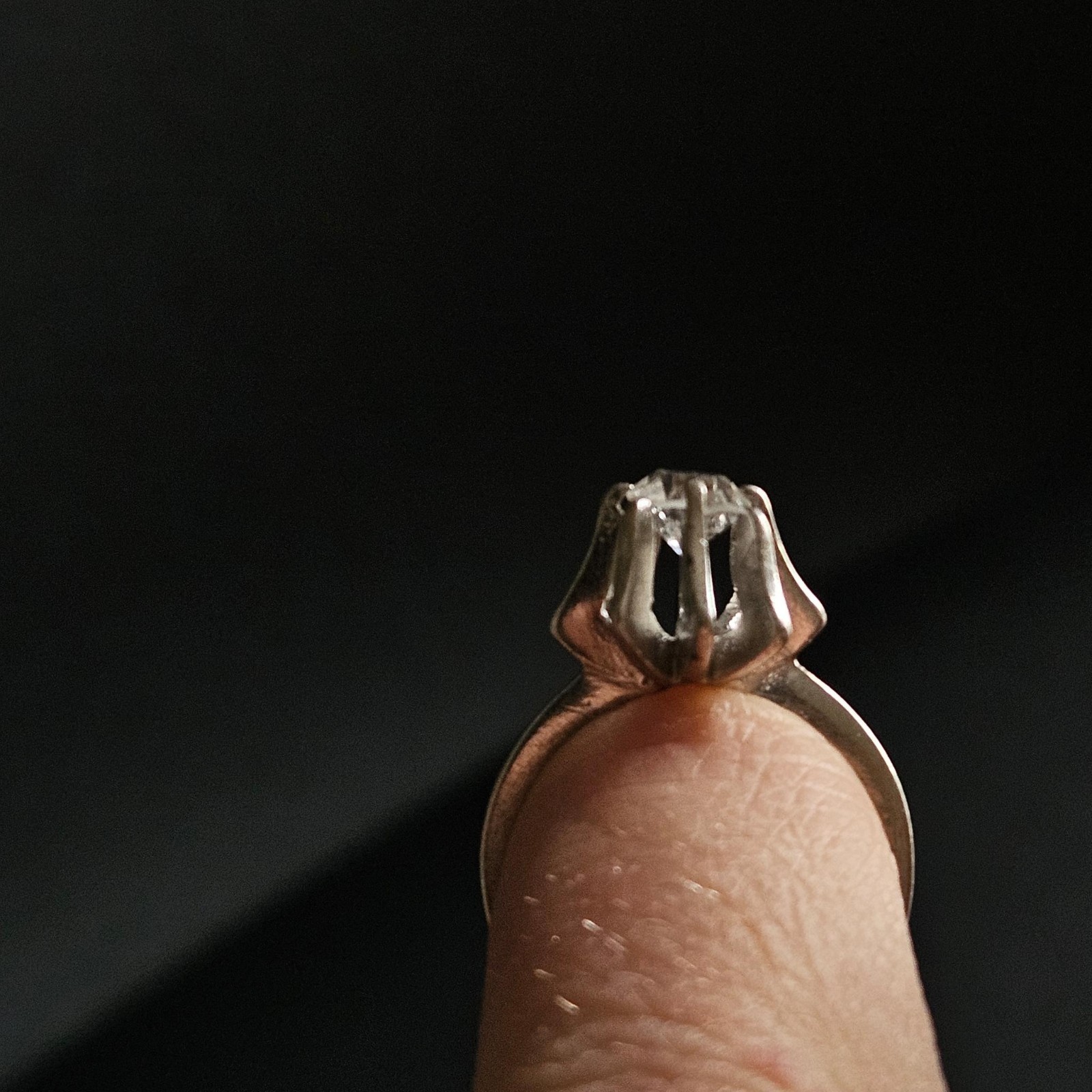 Solid Silver Crystal Solitaire Ring Hold 8 Sterli… - image 5