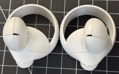 Genuine OEM Oculus Quest 2 Left + Right Controllers Excellent
