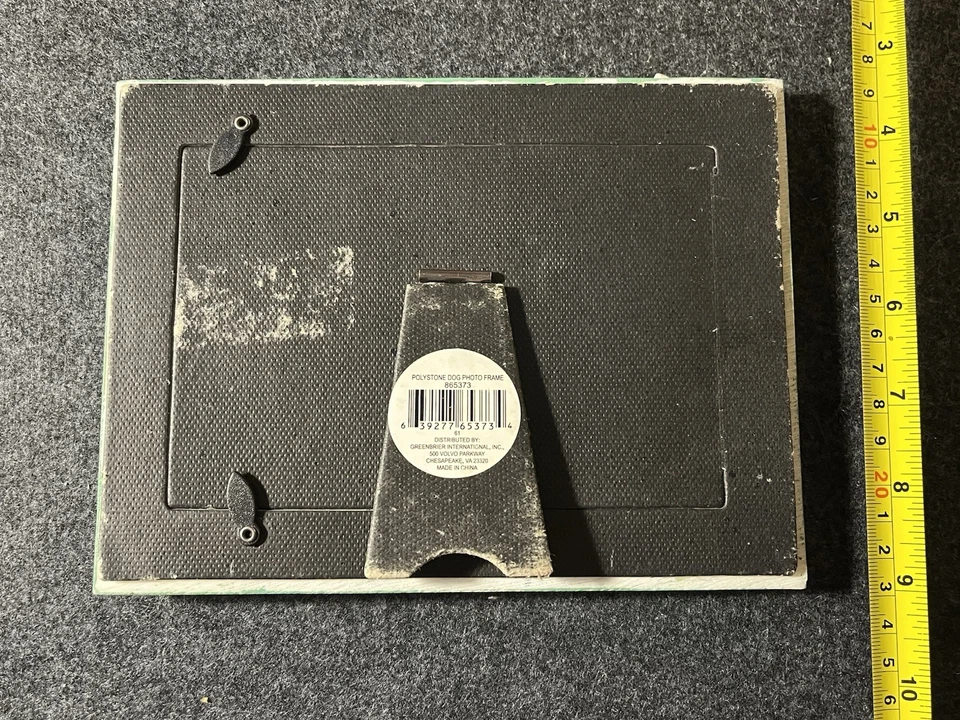 Marco de fotos novedad de resina de poliestireno para juegos de cartas de casino cigarro perro Foto 2 de 2