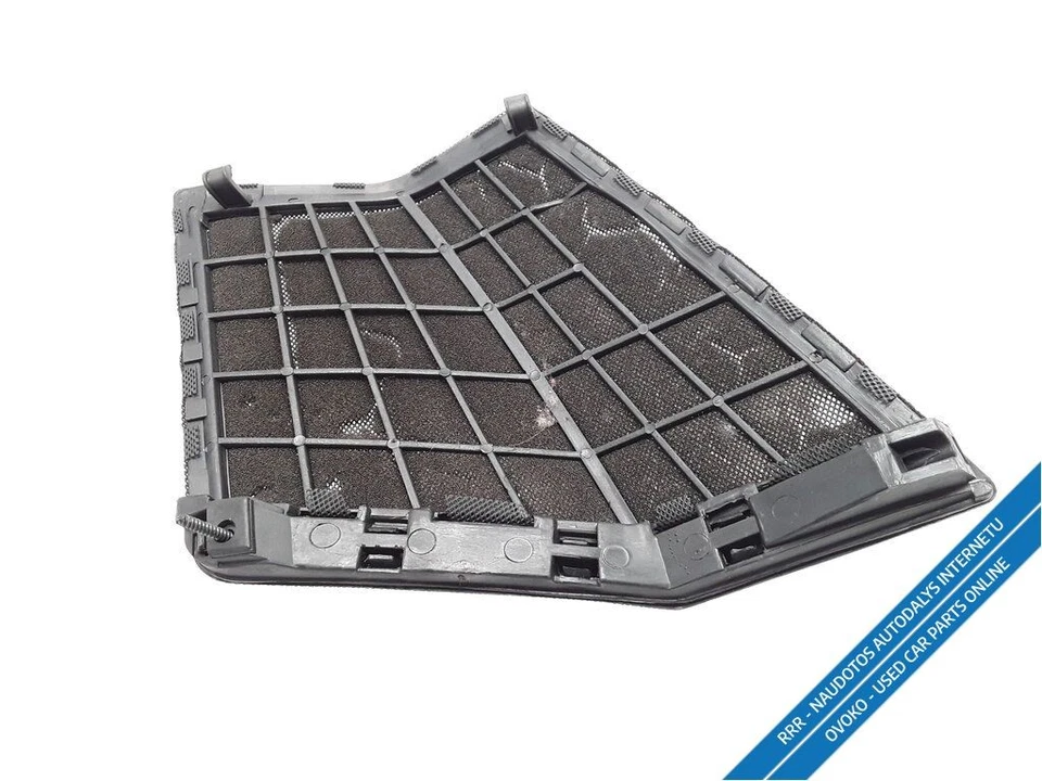 Mercedes Benz E250 W124 1993 2.5D 83kw LHD right side speaker trim cover - Image 3 of 3