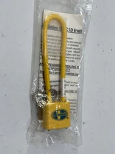 REGAL (MOSSBURG) GUN CABLE LOCK CLC10   Original Packaging with 2 keys.