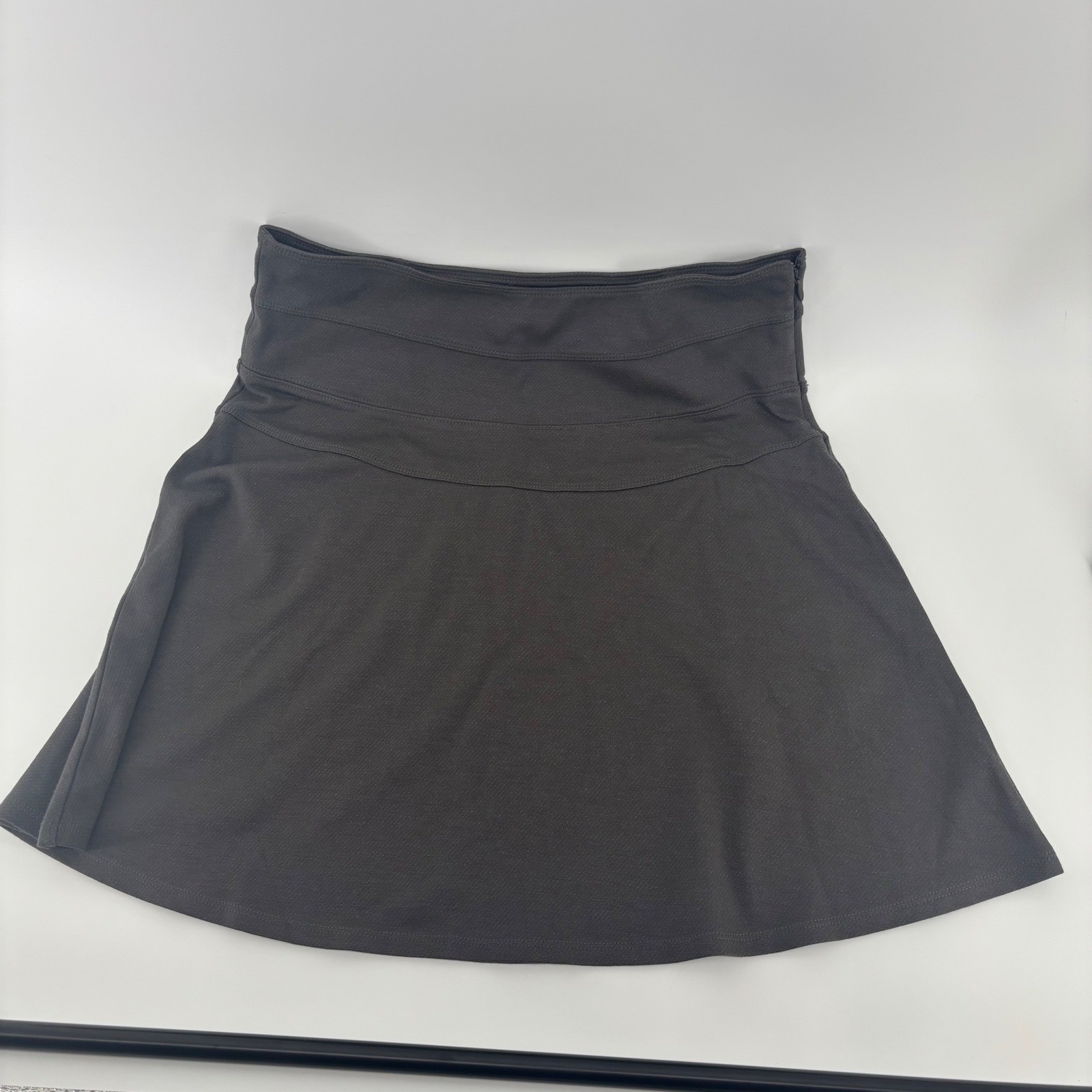 Athleta Skirt Charcoal Gray Women 8 A-Line Stretch Knit Back Zip Pocket S/69533