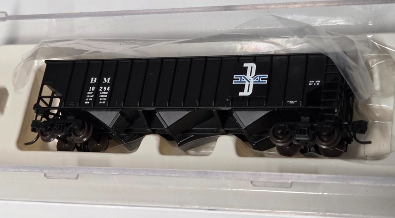 ATLAS N 50001662 PS 2750 TRIPLE HOPPER BOSTON & MAINE #10294 B&M MEC PC Central