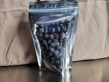 Freeze Dried Ripe Blueberries Organic Local Grown Crispy Sweet Healthy Snacks