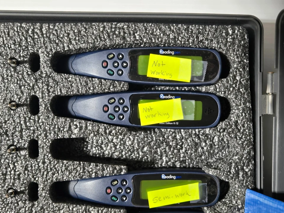 Wizcom Readingpen Classroom Set de 8 más estuche de transporte genuino Foto 4 de 4