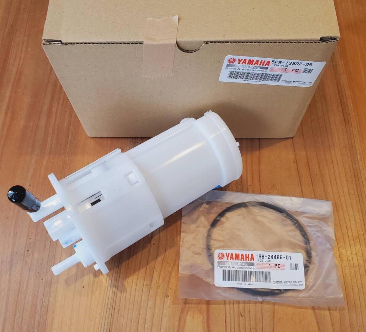 2002-2006 Yamaha YZF R1 Fuel Pump Assembly 5PW-13907-05 W/ O-RING