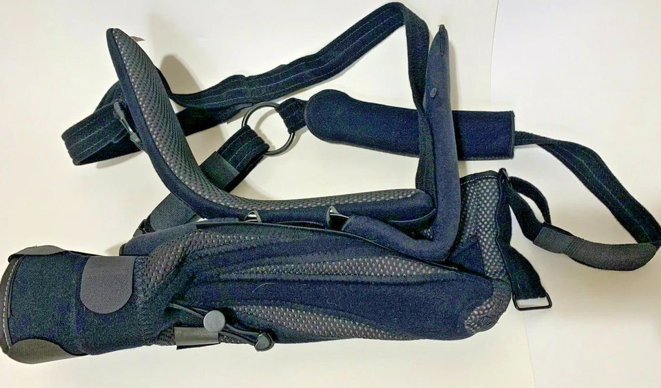 Brazo de arco y hombro Bledsoe Foto 3 de 4