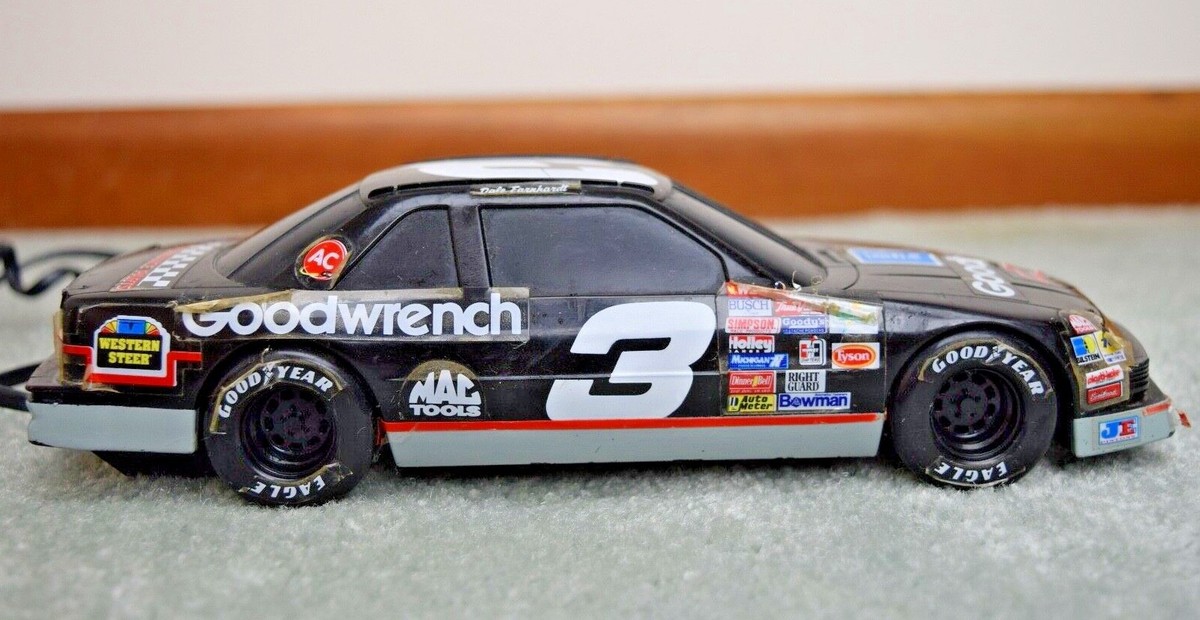 ミニカー NASCAR  #3 DALE EARNHARDT Dale Earnhardt #3 1997 GM Goodwrench Plus 1:24 Scale Diecast Car