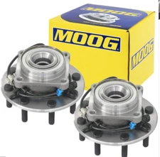 For 2001 - 2006 Chevy GMC Sierra 3500 4WD DRW Set Front Wheel Bearing & Hub MOOG