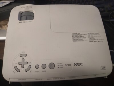 NEC NP215 DLP Projector turns on - for parts  2500lumens