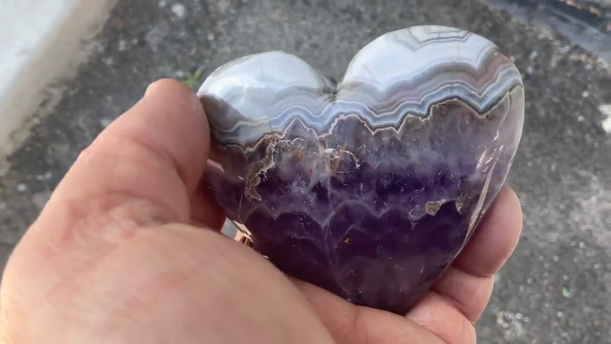 Mexican Amethyst Crazy Lace Agate Heart Palm Stone Healing Crysatl