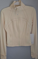 Lululemon Define Cropped Nulu Jacket Nylon Women's Size 4 Buttercream Yellow