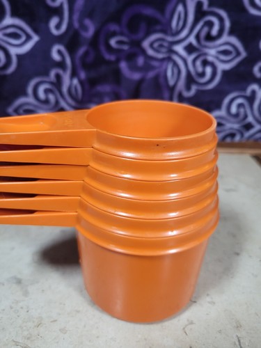Tupperware Nesting Measuring Cups - Orange - Full Set - Perfect Shape! - Picture 10 of 11