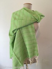 Mantón de algodón Frida Kahlo verde lima brillante rebozo labrado mexicano envolvente doula