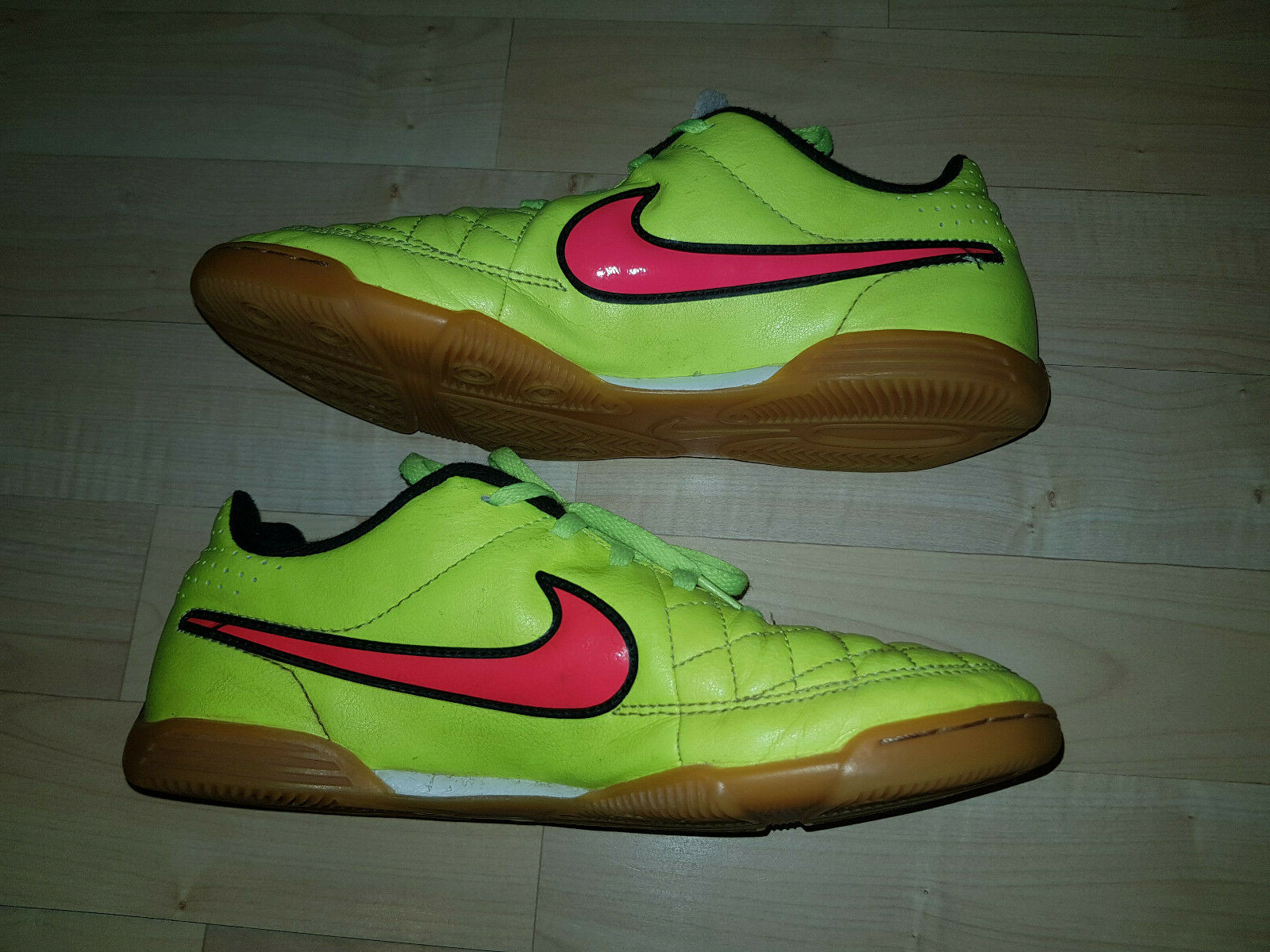 nike tiempo 36