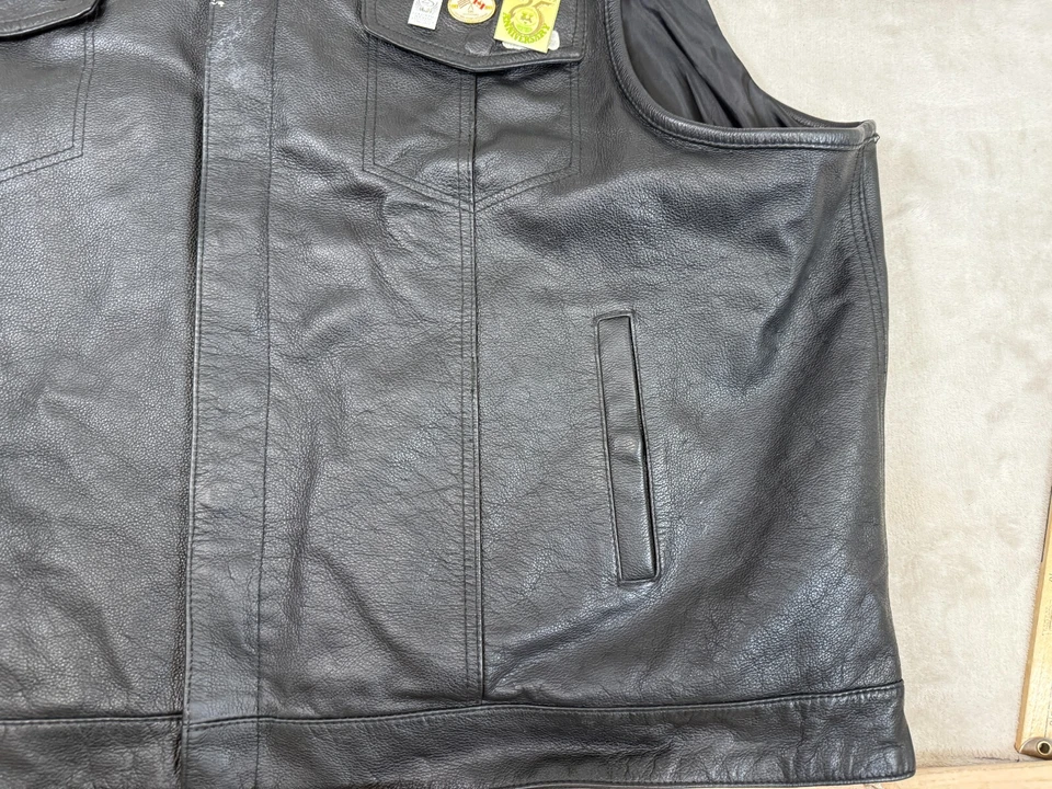 复古 FMC 真皮摩托车背心 - 黑色带针金翼 8X 码 — 第 2/4 张图片