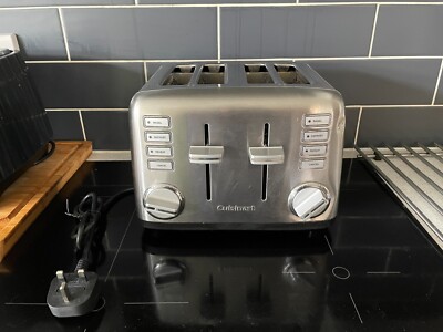 Cuisinart CPT450BPU Signature Collection 4-Slice Toaster Used