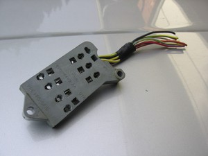 90 91 92 93 94 95 96 97 LINCOLN TOWN CAR POWER SEAT SWITCH CONNECTOR