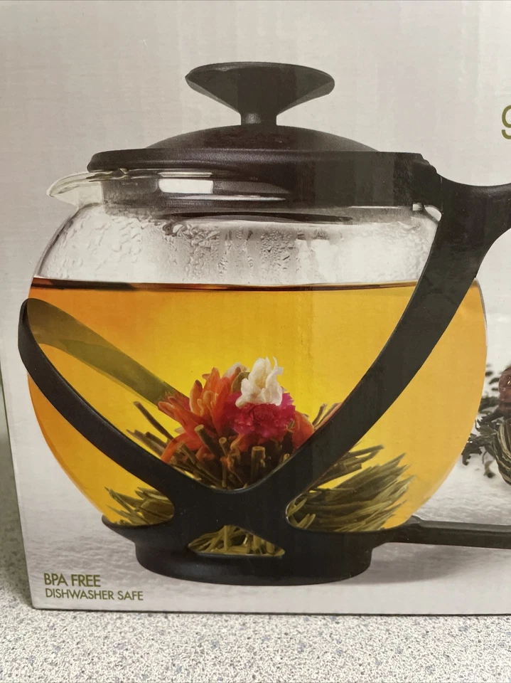 Primula Brand Tea Pot 40oz Glass Tea Pot With Loose Tea Strainer Microwaveable - Image 3 of 4