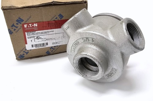 EATON GUAM47 Scatola di uscita a 3 fori 1-1/4" con coperchio e guarnizione O-Ring ferro da stiro - Foto 3 di 5
