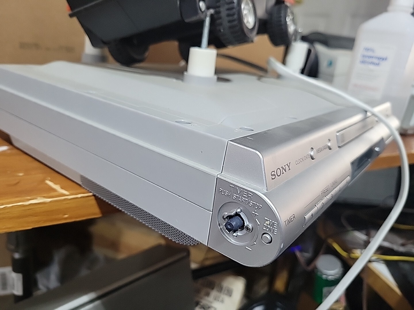 Sony Under Kitchen CD Clock Radio ICFCDK50 Silver Corded No