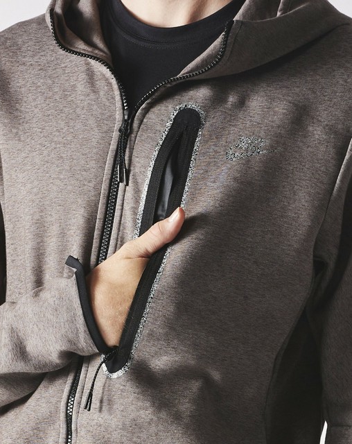 Nike Sportswear Reflective Tech Fleece Men's Large Full-Zip Hoodie DD4688 004 for sale online | eBay