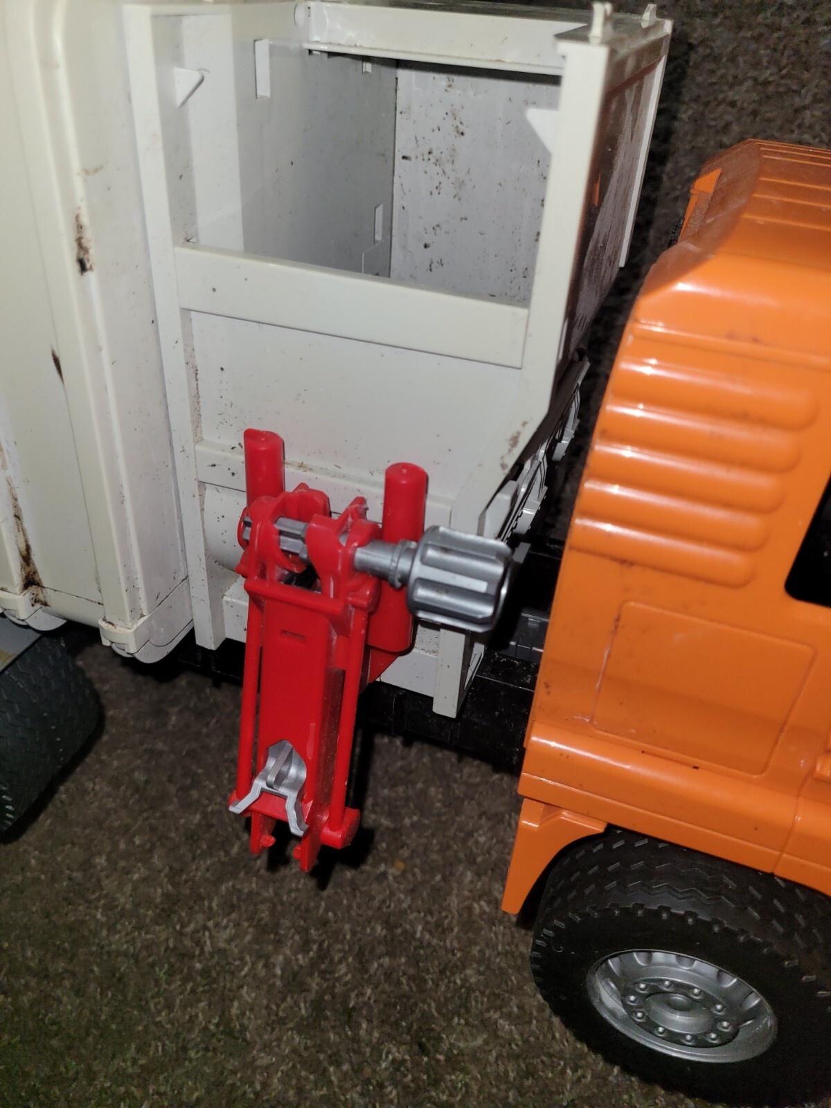 Picture 5 of 5