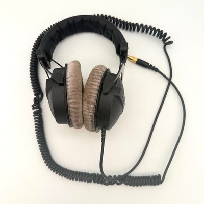 Beyerdynamic DT770 PRO Closed Reference Headphones