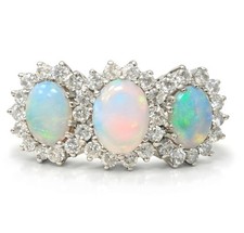 Viktorianischer Stil 18kt Weißgold Opal Diamant Trilogie Ring 0,50ct Diamanten