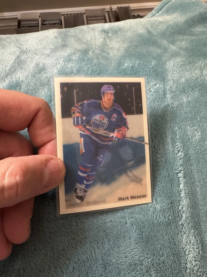 2024-25 PARKHURST LENTICULARES RETROATIVOS CONNOR MCDAVID & MARK MESSIER - Imagem 2 de 3