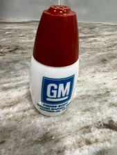 Vintage General Motors GM Fisher Grand Rapids Trim Body Milk Glass Salt Shaker