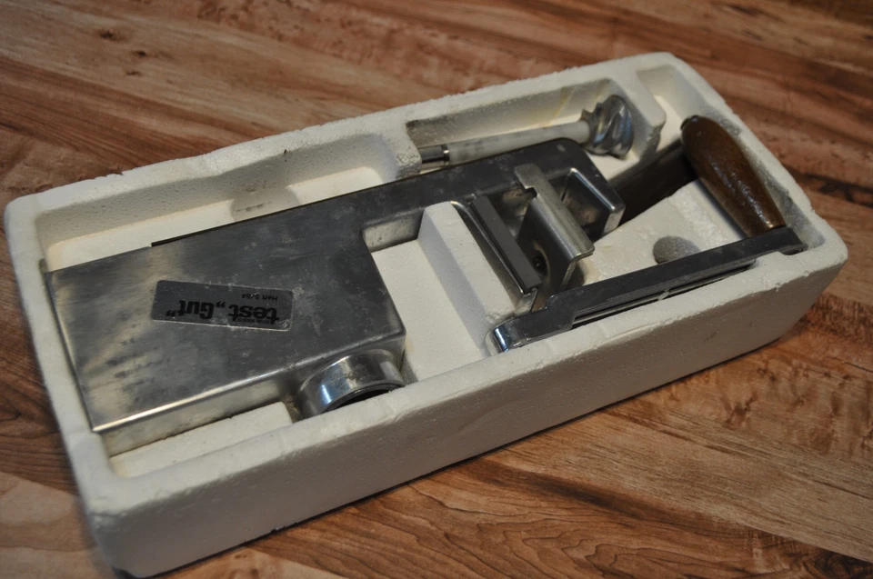 Molino de grano de manivela manual JUPITER Bio-Muhle modelo 561 hecho en W. Alemania Prepper de colección Foto 2 de 4