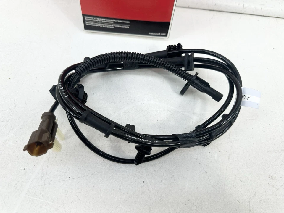 Sensor de velocidad y arnés de cables ABS genuino Ford 17-19 F-250-F-550 HC3Z-21C190-D NUEVO Foto 2 de 4