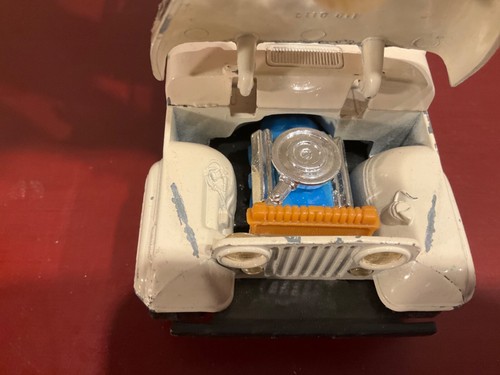 Vintage Ertl Dukes Of Hazzard "Daisy" Die Cast Jeep 1/25 Scale. - Picture 4 of 8