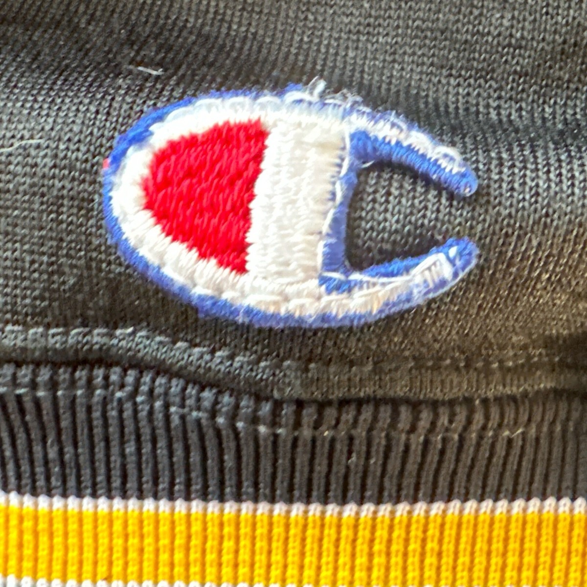 vintage champion ボロ Vtg c1960s Champion Products Inc. Pioneer Black Gold Size XL
