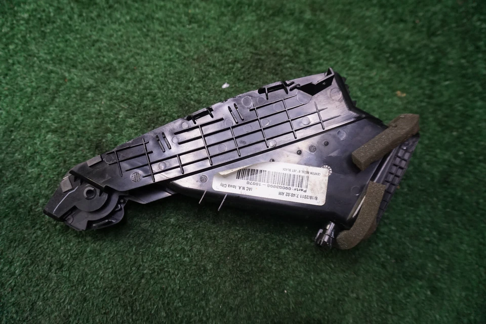 Buick Lacrosse 2010 2011 2012 ventilación de aire acondicionado izquierda OEM 09003998 Foto 3 de 4