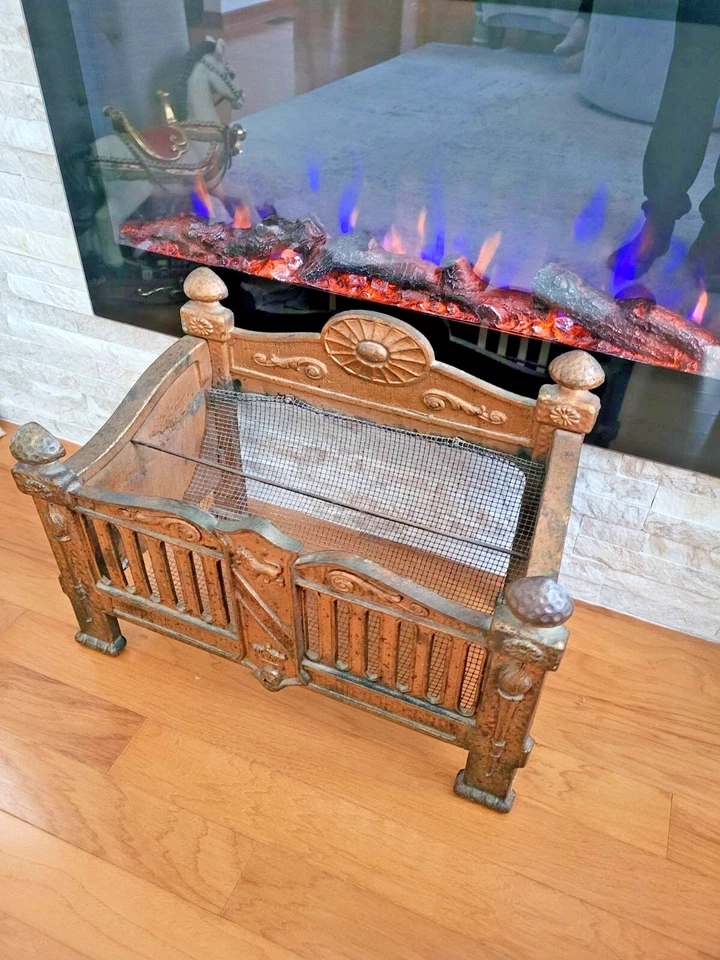 Antique Marks MFG Co Chicago Arts & Crafts Iron  Basket Fireplace Grate  - Image 2 of 4