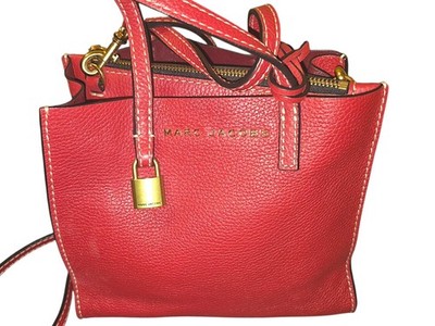MARC JACOBS M0015685 MINI GRIND POMEGRANATE RED GOLD HARDWARE WOMENS SMALL TOTE