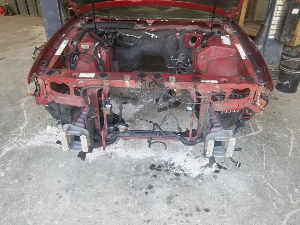 97 1997 LINCOLN MARK VIII 4.6L RADIATOR CORE SUPPORT *CUT* Foto 3 de 4