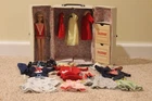 VINTAGE 1963 MATTEL BARBIE BLONDE SKIPPER DOLL W  CASE CLOTHES