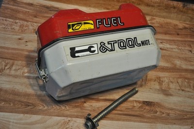 Vintage Blitz Fuel And Tool Mate USMC 1.5 Gallon 5.7 Liters