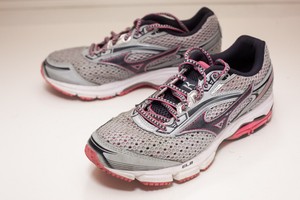 womens mizuno wave legend 3