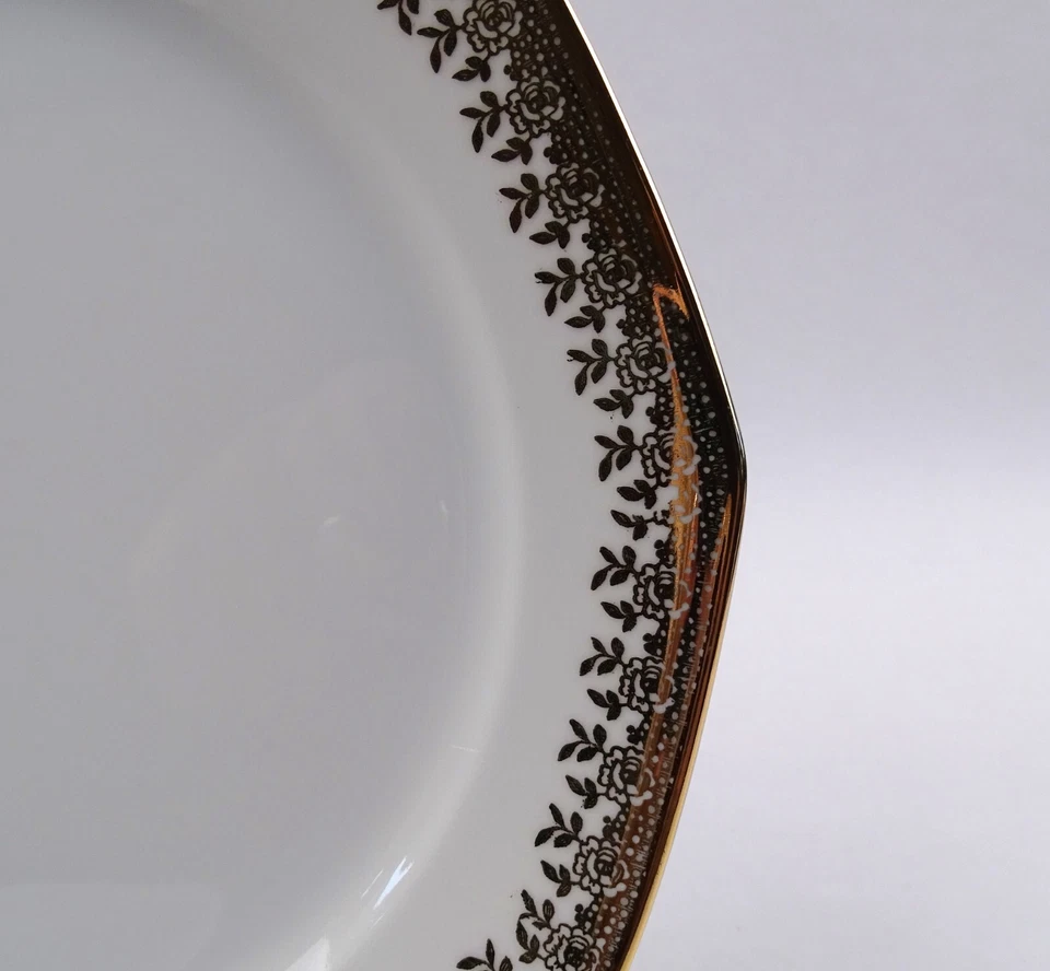 Winterling Marktleuthen Speiseteller mit edlem Golddekor Porzellan 70er Jahre - Bild 2 von 4
