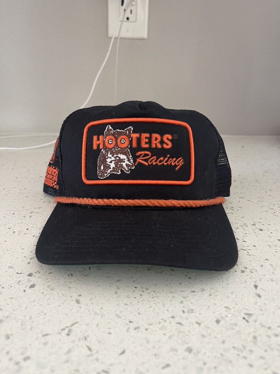 Chase Elliott Hooters Night Owl Golfer 2020