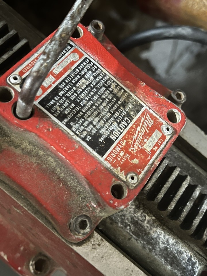 MILWAUKEE 4130 DIAMOND CORE CONCRETE DRILL RIG & 10 ASSRTD BITS ED4U ...