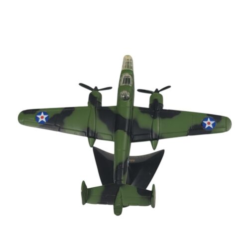 North American B-25J Mitchell Bomber Diecast Aircraft Replica with Stand Maisto - Picture 6 of 10